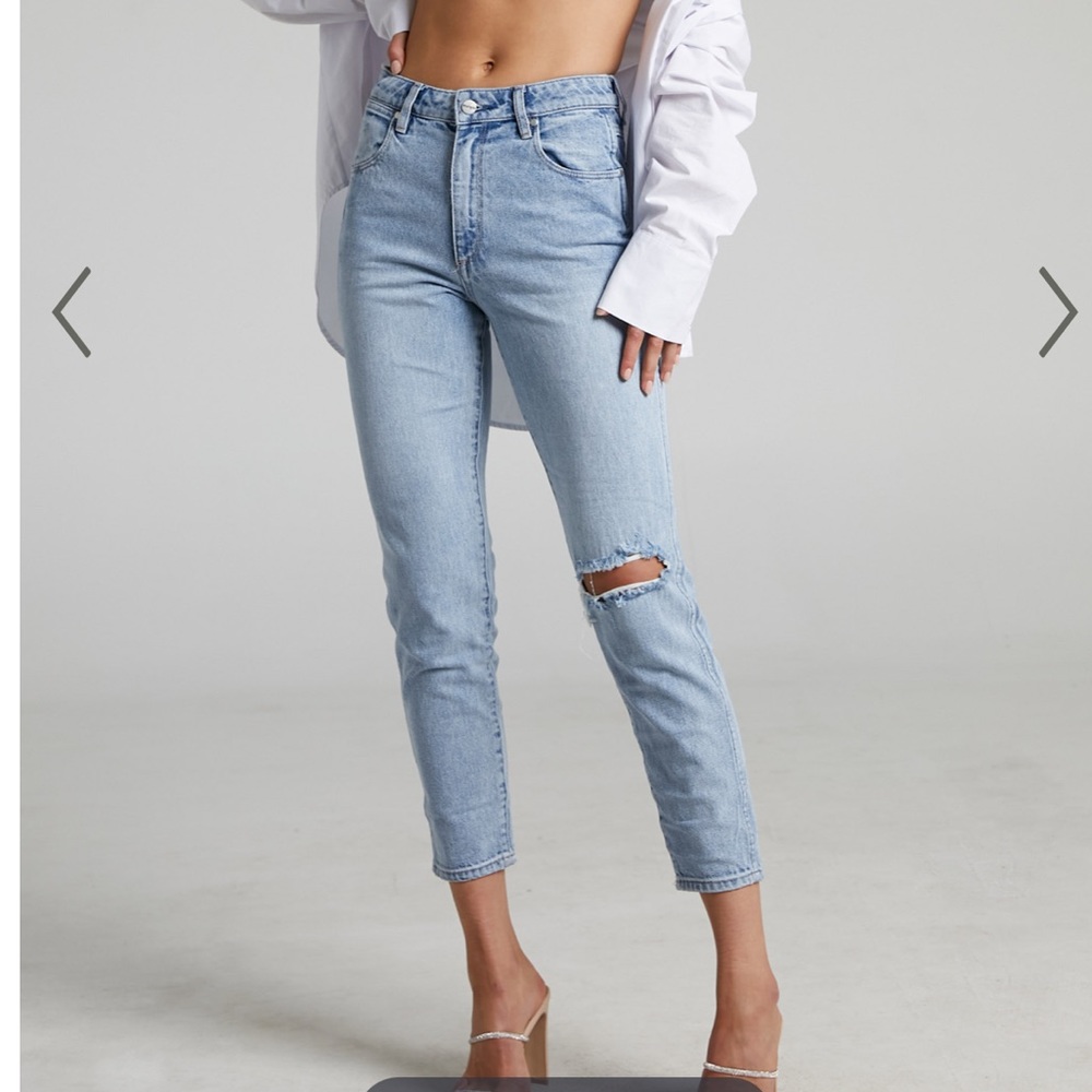 NEW W TAG WRANGLER Drew Lucille blue capri ripped high rise mom jeans size 00 US